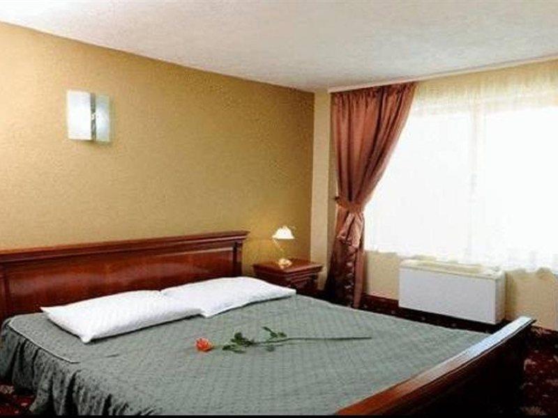 Hotel Ciao Targu-Mures Bagian luar foto