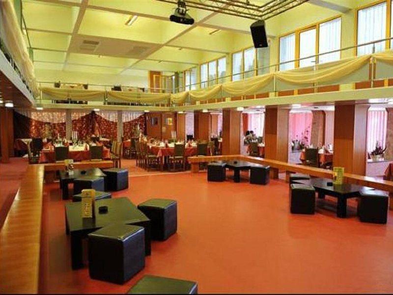 Hotel Ciao Targu-Mures Bagian luar foto