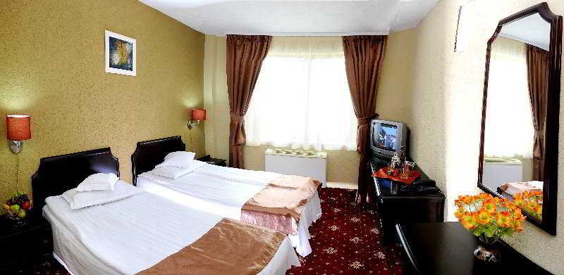 Hotel Ciao Targu-Mures Bagian luar foto